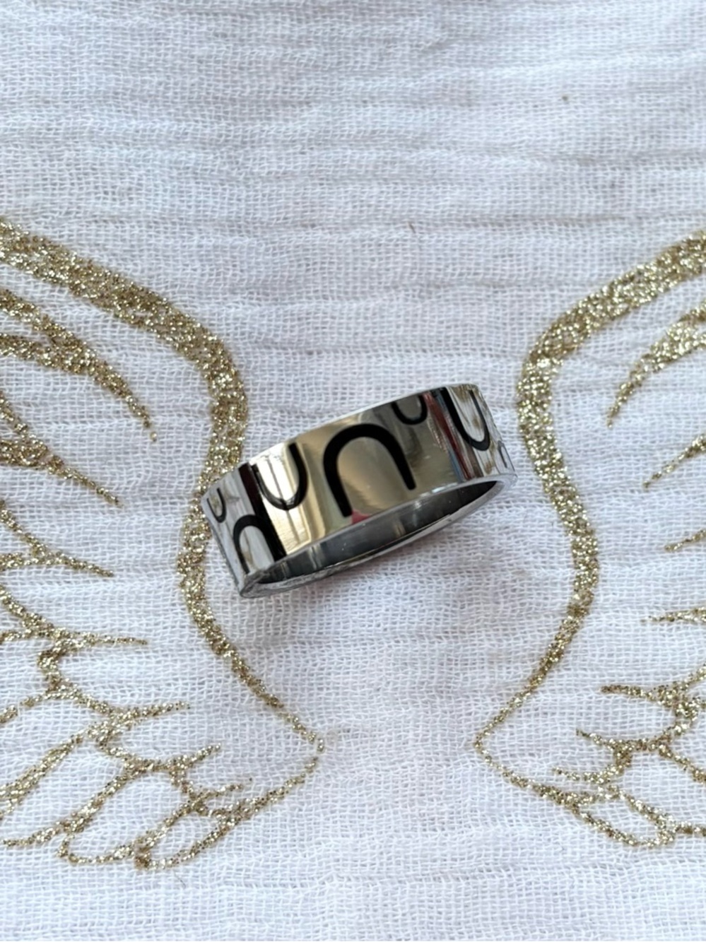 Polished Stainless Steel Wide Ring with Black U Design Motif Size 11